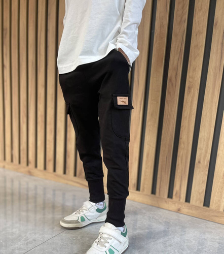 KAR-0042/CZA Lagarto Verde schwarze Cargo-Jogginghose für Jungen