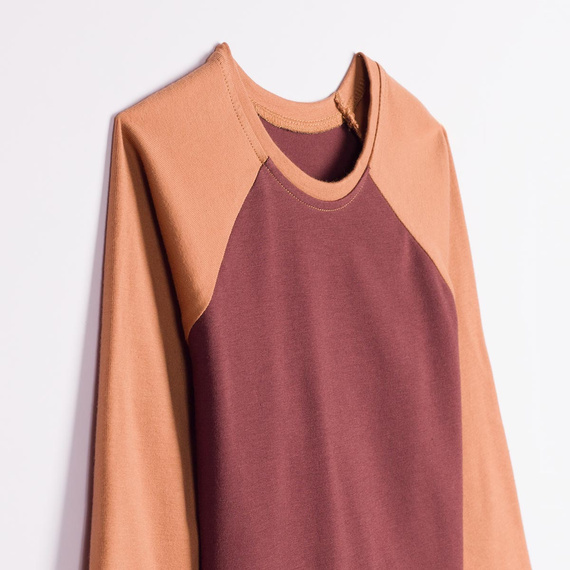 228143 Nicol FARMA Jungen-Raglanshirt aus Baumwolle, dunkelbraun