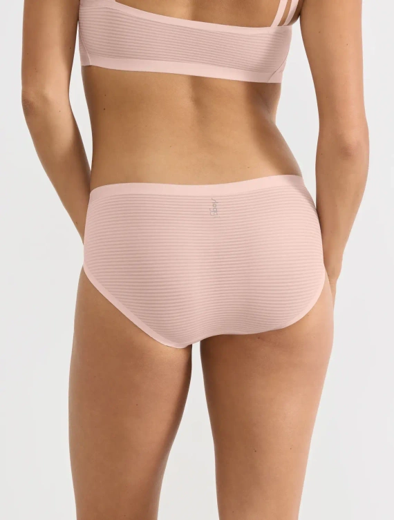 sloggi ZERO Feel Air Hipster – nahtlose, leichte Slips cherry pink