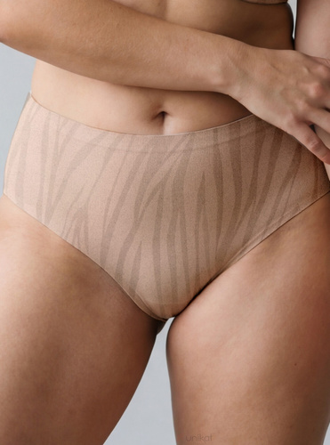 Feminine klassische bequeme nahtlose Slips Unikat Lima in Beige