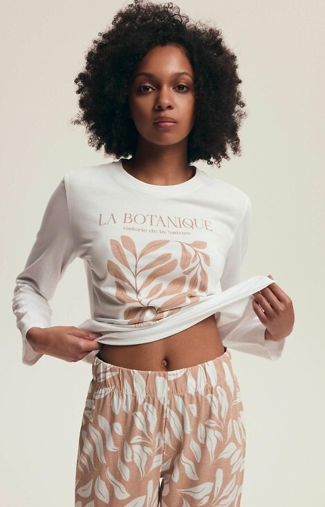 43689 Dextra Henderson cremefarbener Damenpyjama – Baumwolle, botanischer Aufdruck