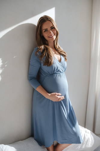 Bambus Still- und Umstandsnachthemd Star Light – atmungsaktiv, feminin, ideal für Klinik und Stillzeit