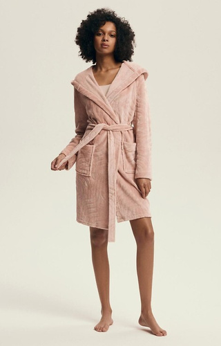 43602 Devyn Damen-Bademantel mit Kapuze Henderson Dusty Rose – kurz, warm, Samt