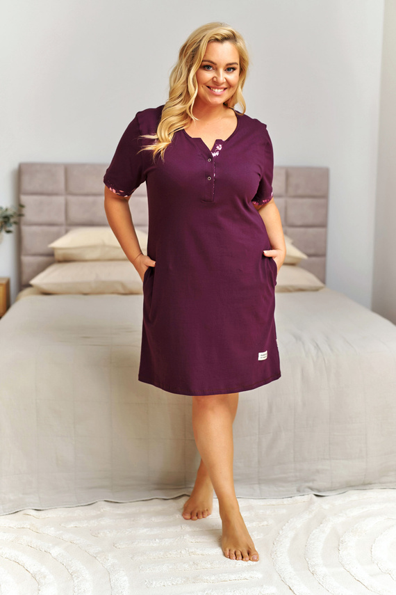 7472 Doctor Nap bordeaux Baumwoll-Nachthemd mit Taschen-burgundy