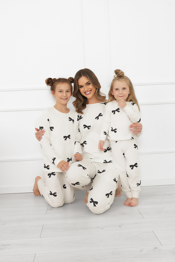 Mädchen-Pyjama Fiocca- ecru, Baumwolle, lange Ärmel und Hose Italienische Mode 