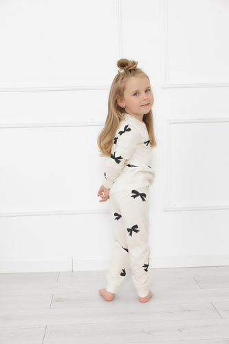 Figaro Schlafanzug für Mädchen - ecru, Baumwolle, lange Ärmel und Hose Italian Fashion 