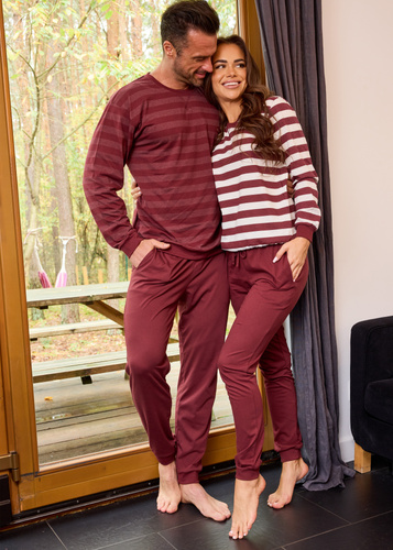 117/320 Cornette Loose 16 Herrenpyjama, Burgunderrot – Baumwolle, lange Ärmel und Hose