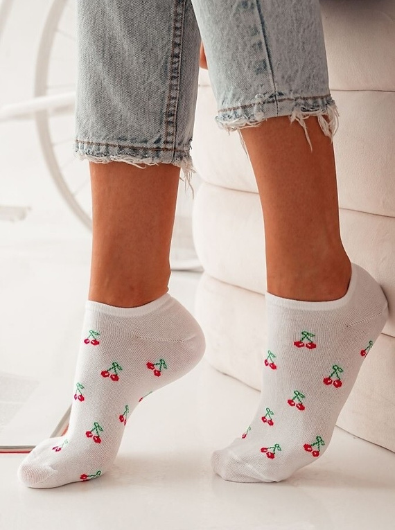 1146-067 Małe Kirschenfüße Milena – weiß