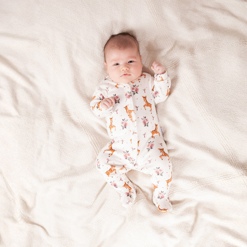 216031 Lala Baby Clown Nicol – Baumwoll-, Hirsch- und Rosenmuster