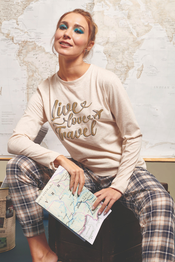 Bessy Piżama damska Sorbetto beżowa – jersey, złoty nadruk, spodnie w kratę