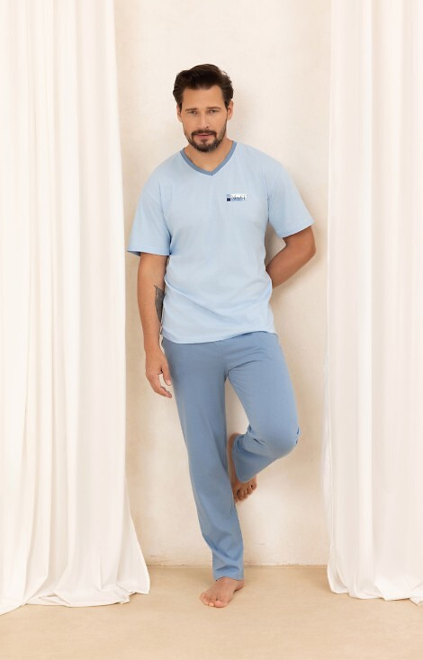 Blauer Herren-Baumwollpyjama 498 Regina – T-Shirt mit V-Ausschnitt + lange Hose