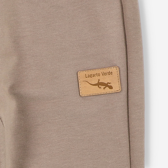 KAR-0040/BRA Jogginghose für Jungen Lagarto Verde – braun