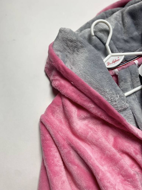 627 Soraya Damen Kurzer Morgenmantel Forex - rosa / hellgrau