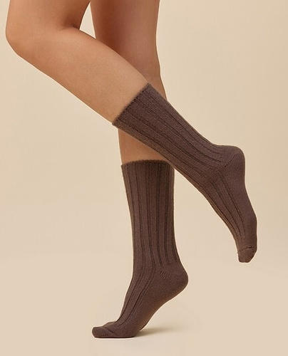 Gabriella Damensocken SW/069 kakao – Merinowolle, gerippt, mit druckfreiem Bündchen