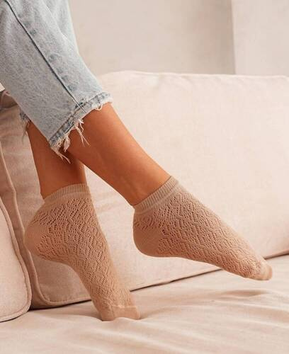 1504-002 Durchbrochene Damenfüße Milena – Beige