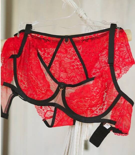 19229 Julia Soft-BH Milano rot