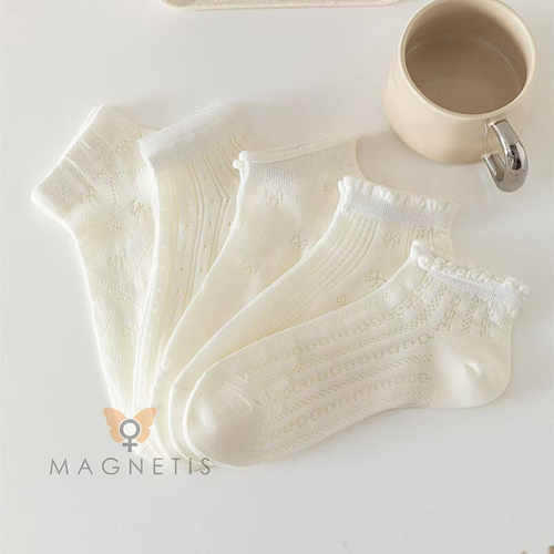 Damen Baumwoll-Füßlinge Magnetis CC-251102 ecru mit dezentem Muster