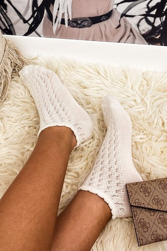 1504-001 Durchbrochene Damenfüße Milena – ecru