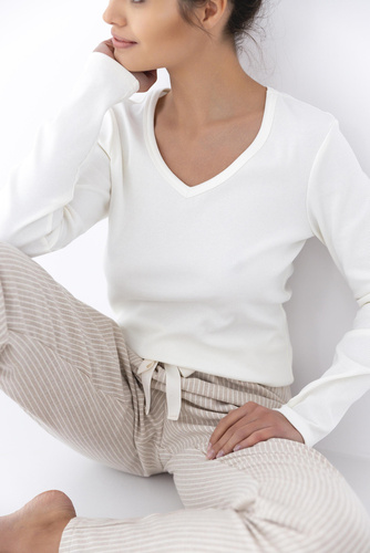 Dinah Sensis Flannel Damenpyjama – Cremebeige