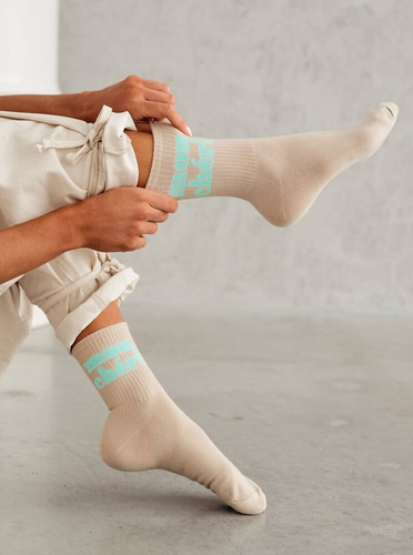 0200-150 Mon Cheri Milena Damensocken – Beige