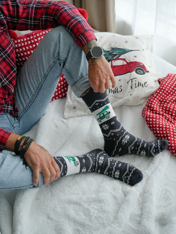 1290-030 Herren-Weihnachtssocken Milena melange 03 – Auto mit Weihnachtsbaum, Baumwolle