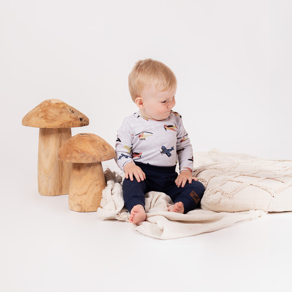 219095 Willy Nicol grauer Baby-Body aus Baumwolle mit Flugzeugmustern – lange Ärmel