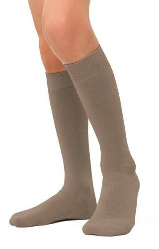 Art.072 Glatte Damen-Kniestrümpfe Steven – 163 Beige