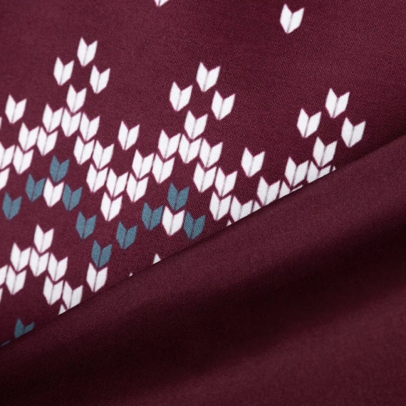 Matte Mikrofaser-Weihnachtsbettwäsche Eurocurtains Burgunderrot – verziert mit einem Aufdruck im skandinavischen Stil