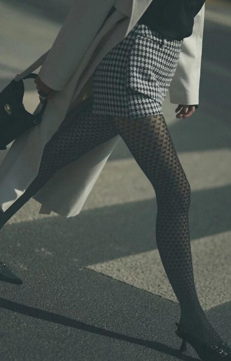 1233 Cherie Gabriella Strumpfhose 60 den schwarz – Herzmuster, 3D