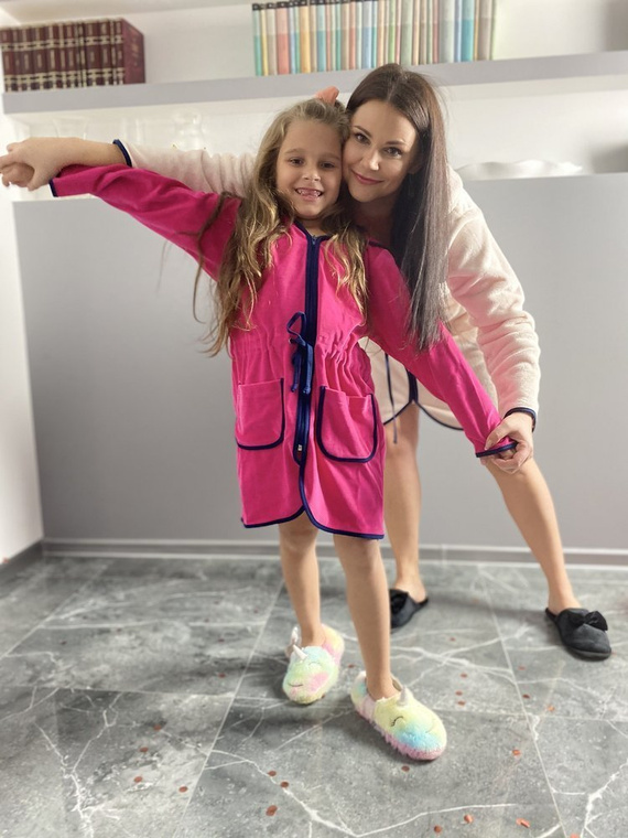 374 / 375 Desiree Baby Bademantel - Himbeere