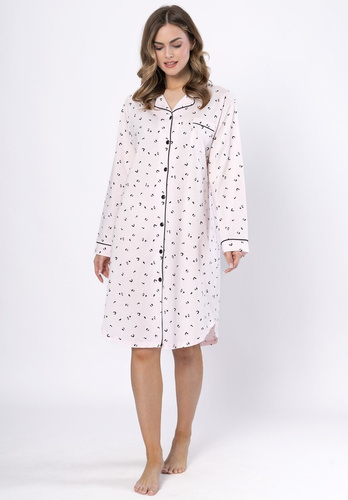 Koszula nocna Laveza Angela 1619 –jasny róz, bawełna, długi rękaw, zapięcie na guziki