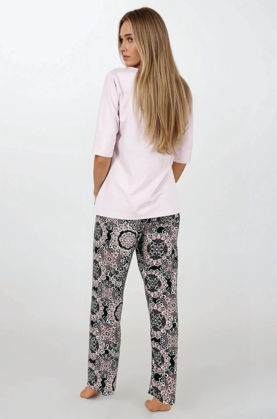 Rosafarbener Damenpyjama „Momenti Per Me“ von Desert Rose