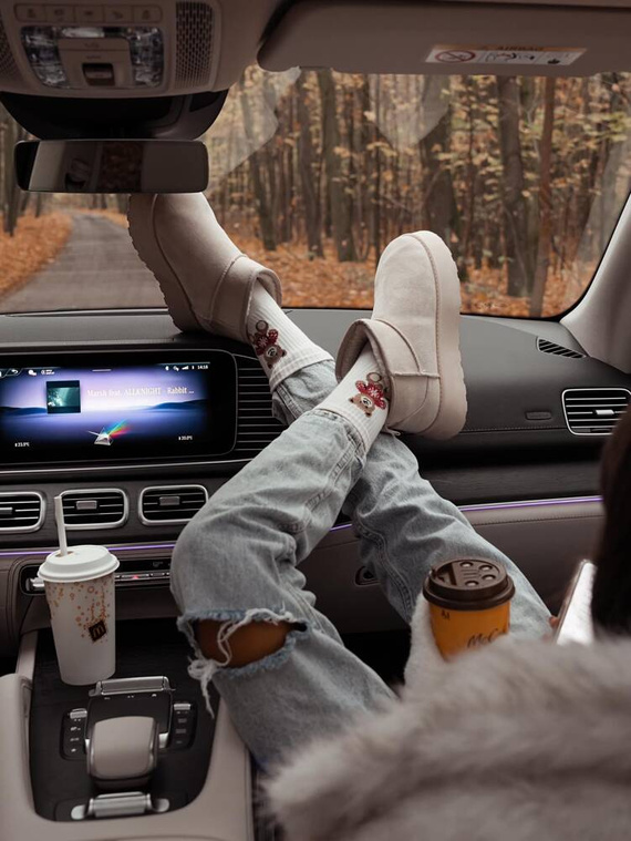 0200-132 Teddybär im Pullover Weihnachts-Milena-Damensocken – ecru