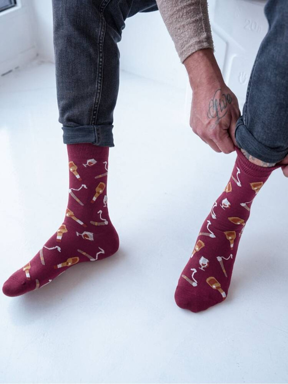 0125-105 Whiskey und Zigarre Milena Herrensocken – Burgunderrot