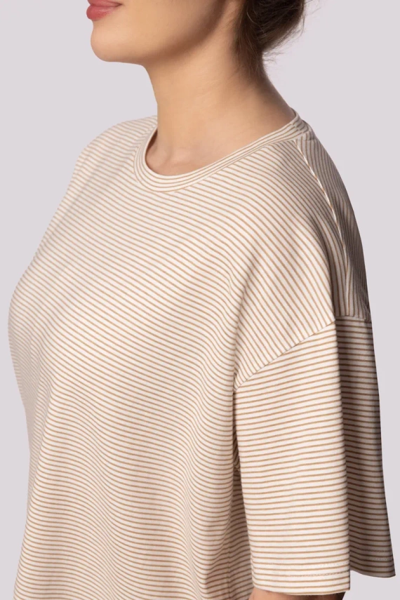 Kurzärmliger Damenpyjama „Mona“ ​​in Ecru mit Streifen