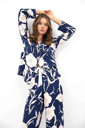 Sensis Vaya Damenpyjama 100% Viskose Dunkelblau mit Blumen und Knöpfen