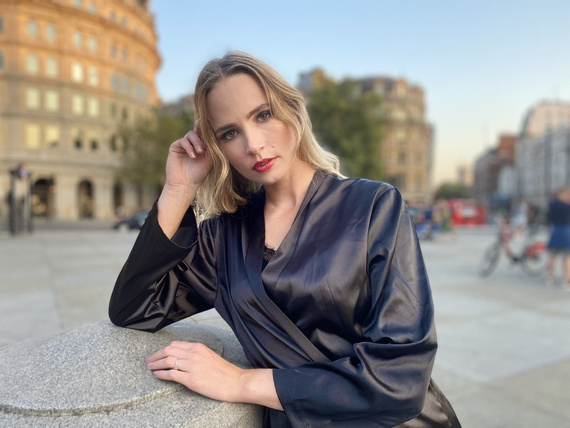 797 Klassischer Forex Damenbademantel - schwarz