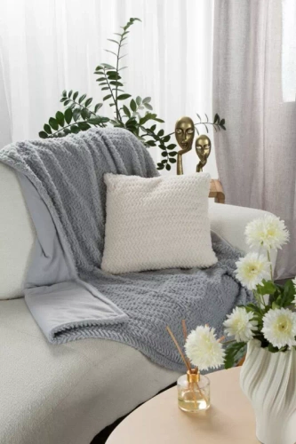 Laris Blanket, Mikrofaser-Tagesdecke, Eurocurtains, Silber