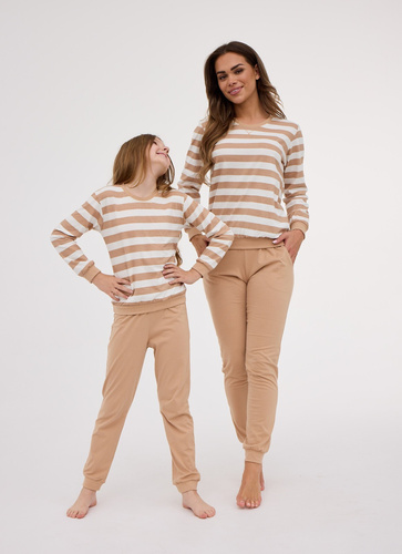 947/198 Mädchenpyjama Cornette Molly 2 | 100 % Baumwolle, lange Ärmel, Bündchen, Box