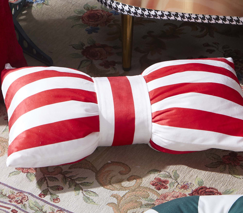 Weihnachtsschleifenkissen 30x50 Samt von Needle and Thread - Weihnachtsdekoration