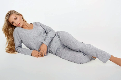 Comfort Zone Damen-Set Momenti Per Me grau