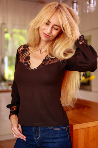 Laila - elegante Damenbluse aus Viskose mit Spitze | Polnischer Hersteller Mirale