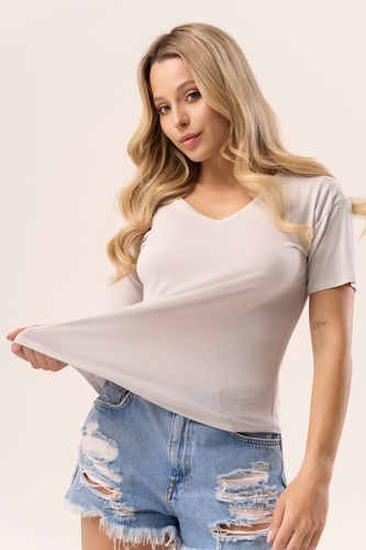 Serina Grey Babell Bluse – Viskose, kurze Ärmel, V-Ausschnitt | stilvoll und komfortabel