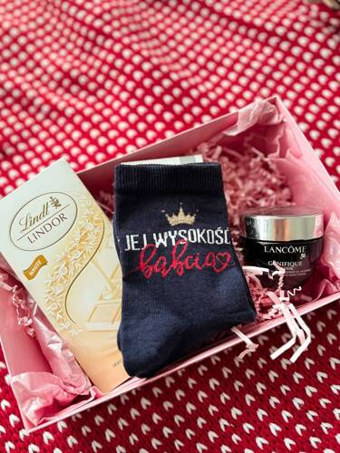 0200-134 Damensocken „Her Highness Grandma Milena“ – Marineblau