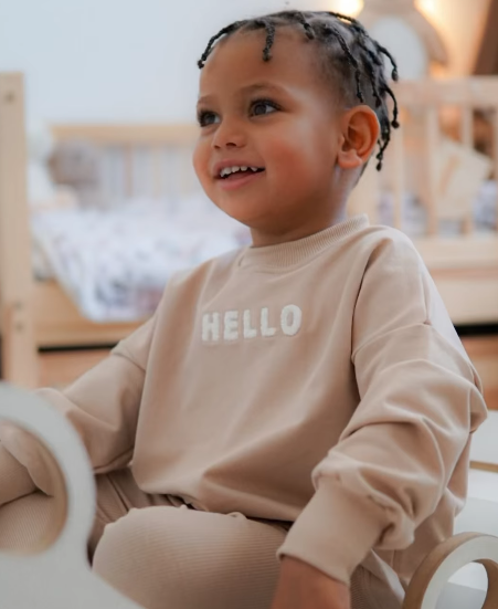Hello Yosoy Sweatshirt – Karamell