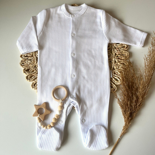 PA093 Mamatti gestreifter Babystrampler – weiß