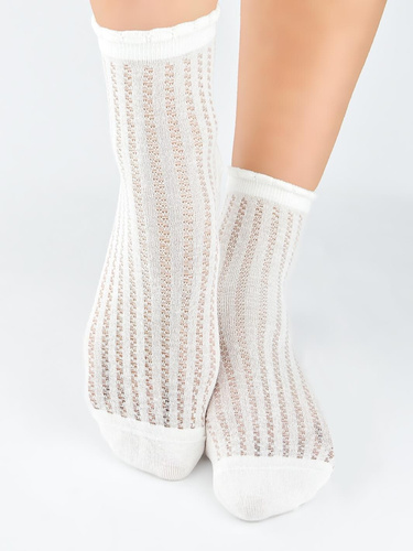 SB126 Noviti Damensocken aus Seide – ecru