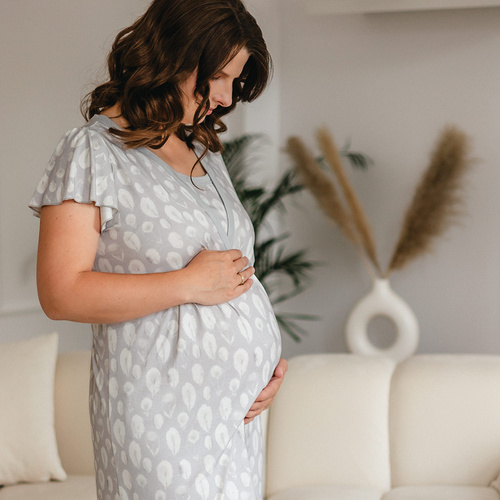 Emily Eevi Umstands- und Still-Nachthemd aus Bambus – Grau