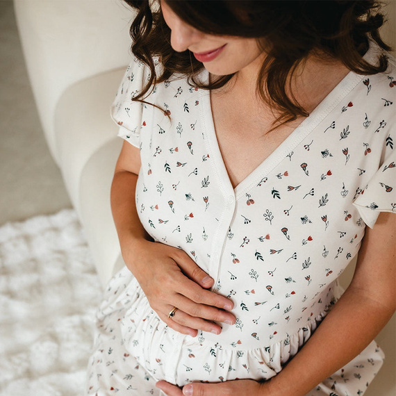 Linda Eevi Umstandsshirt ohne Knöpfe, ecru – zum Füttern, flexibel, atmungsaktiv, polnische Qualität