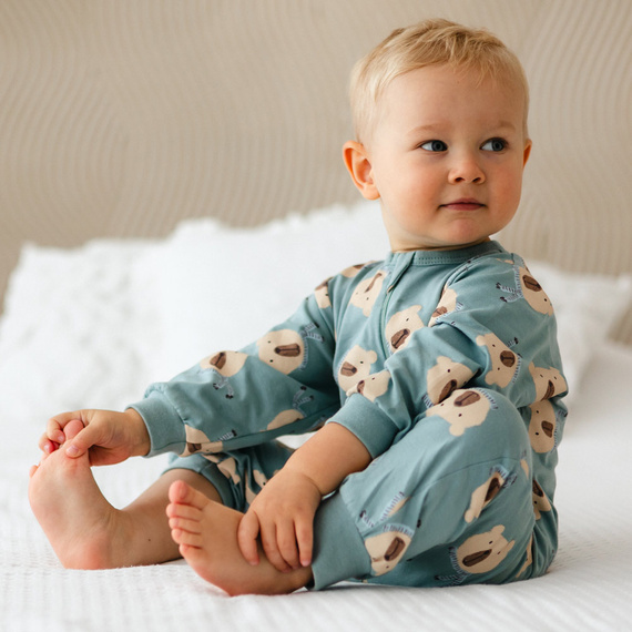 Beary Cool Eevi Babystrampler – Salbei, Baumwolle, ohne Füße, Reißverschluss